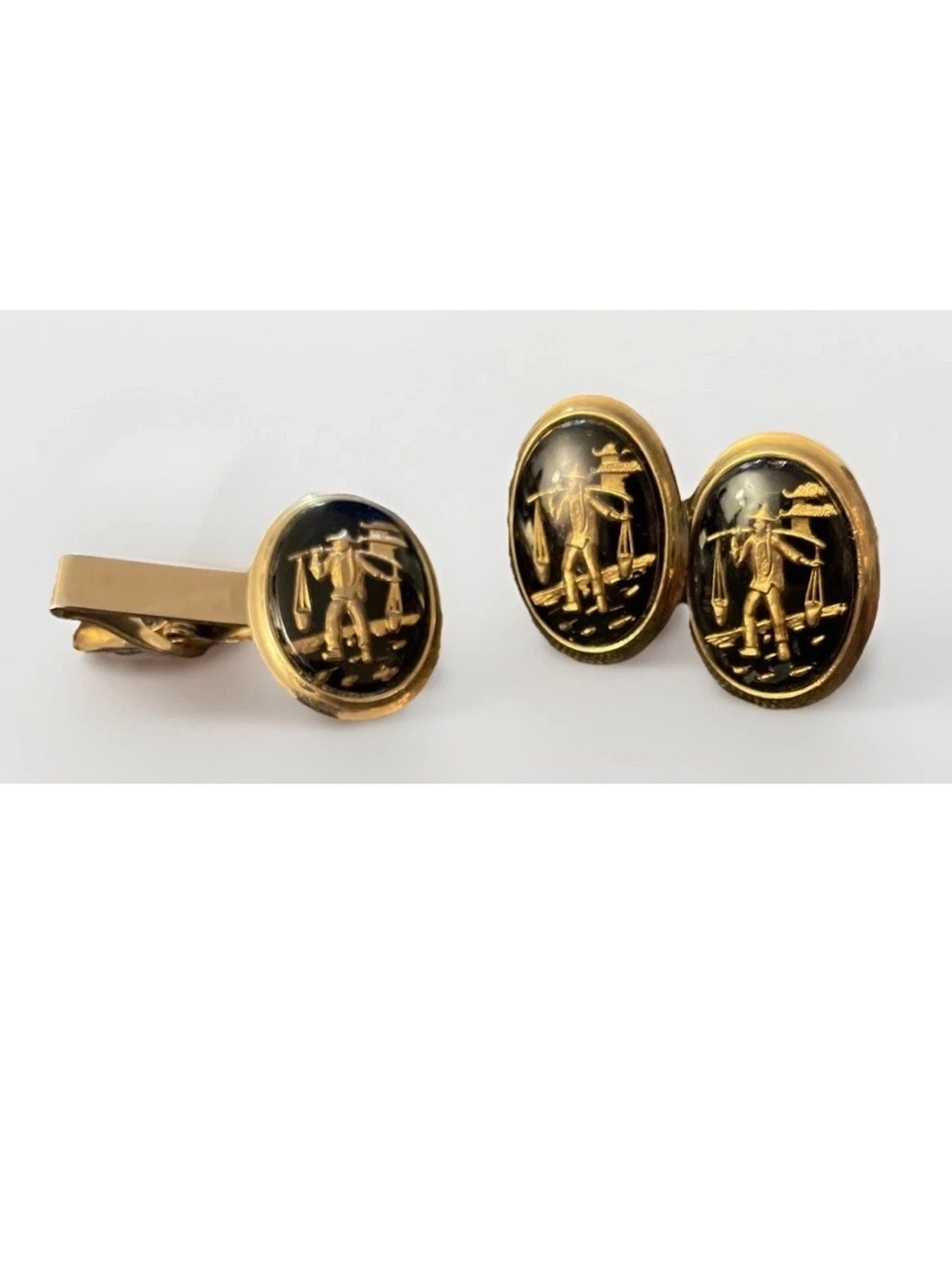 Gold and Black Enamel Scales Motif Cufflink and Tie Clip Set